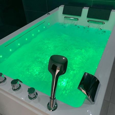 Rcspa Loft Spa Apartman Reims Kültér fotó
